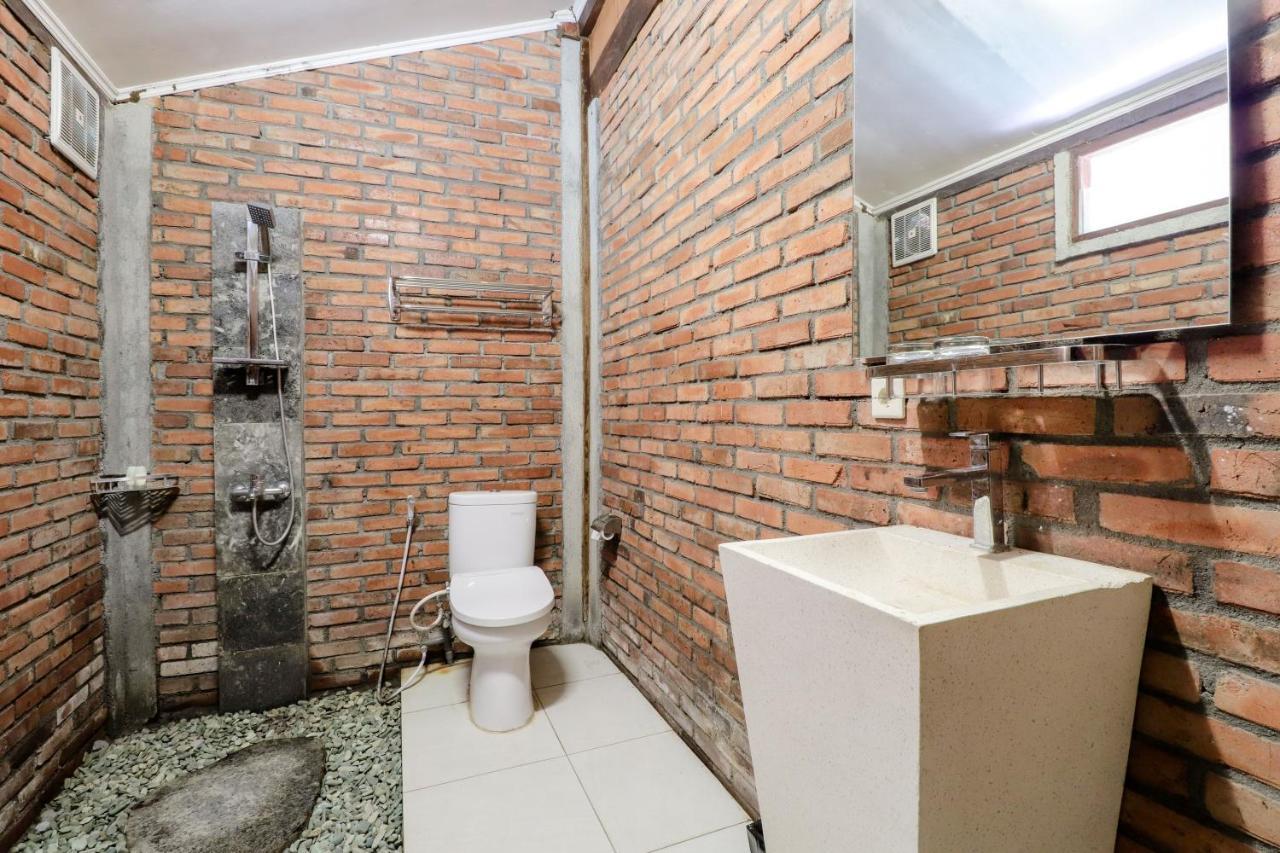 Hotel Balkondes Kenalan Magelang Esterno foto