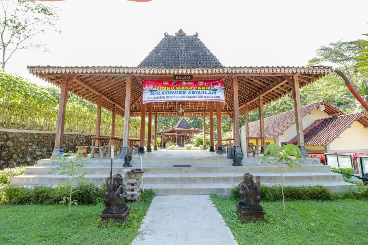 Hotel Balkondes Kenalan Magelang Esterno foto